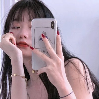 男生女生向前冲